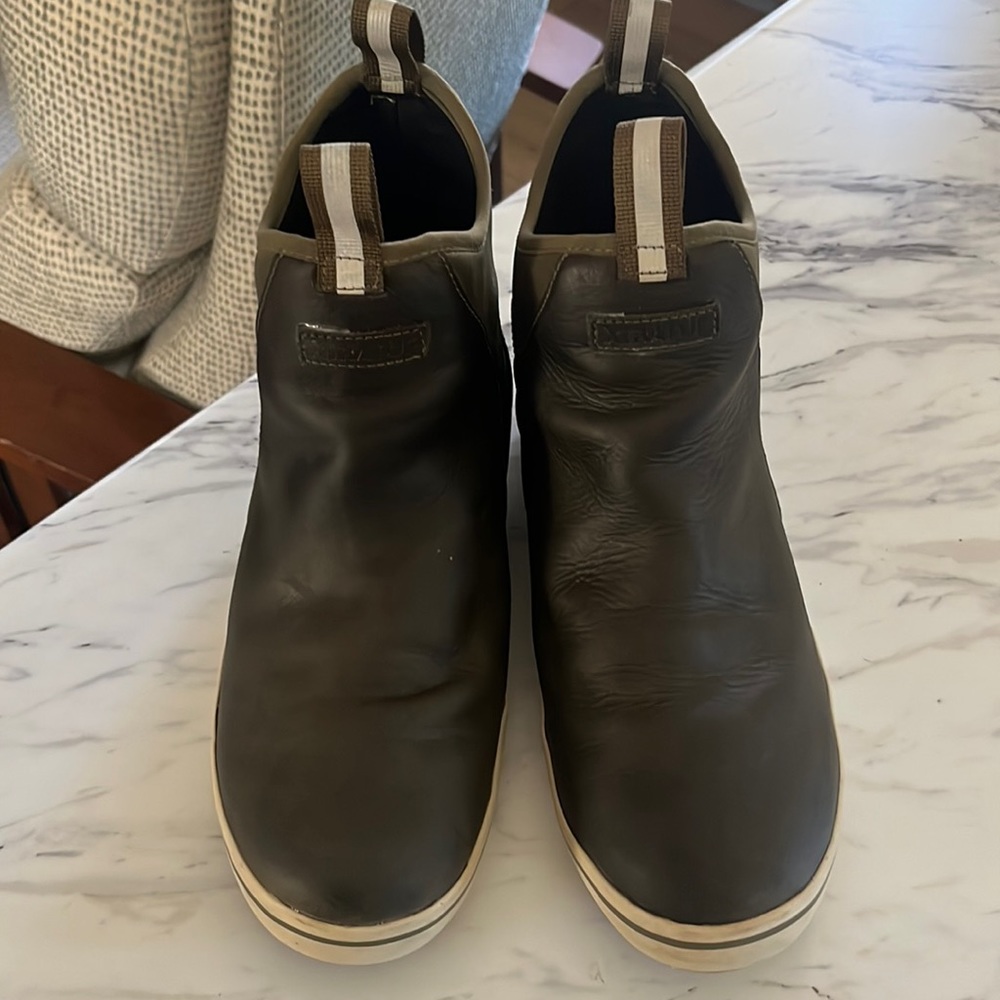 Mens Xtratuf leather boots!